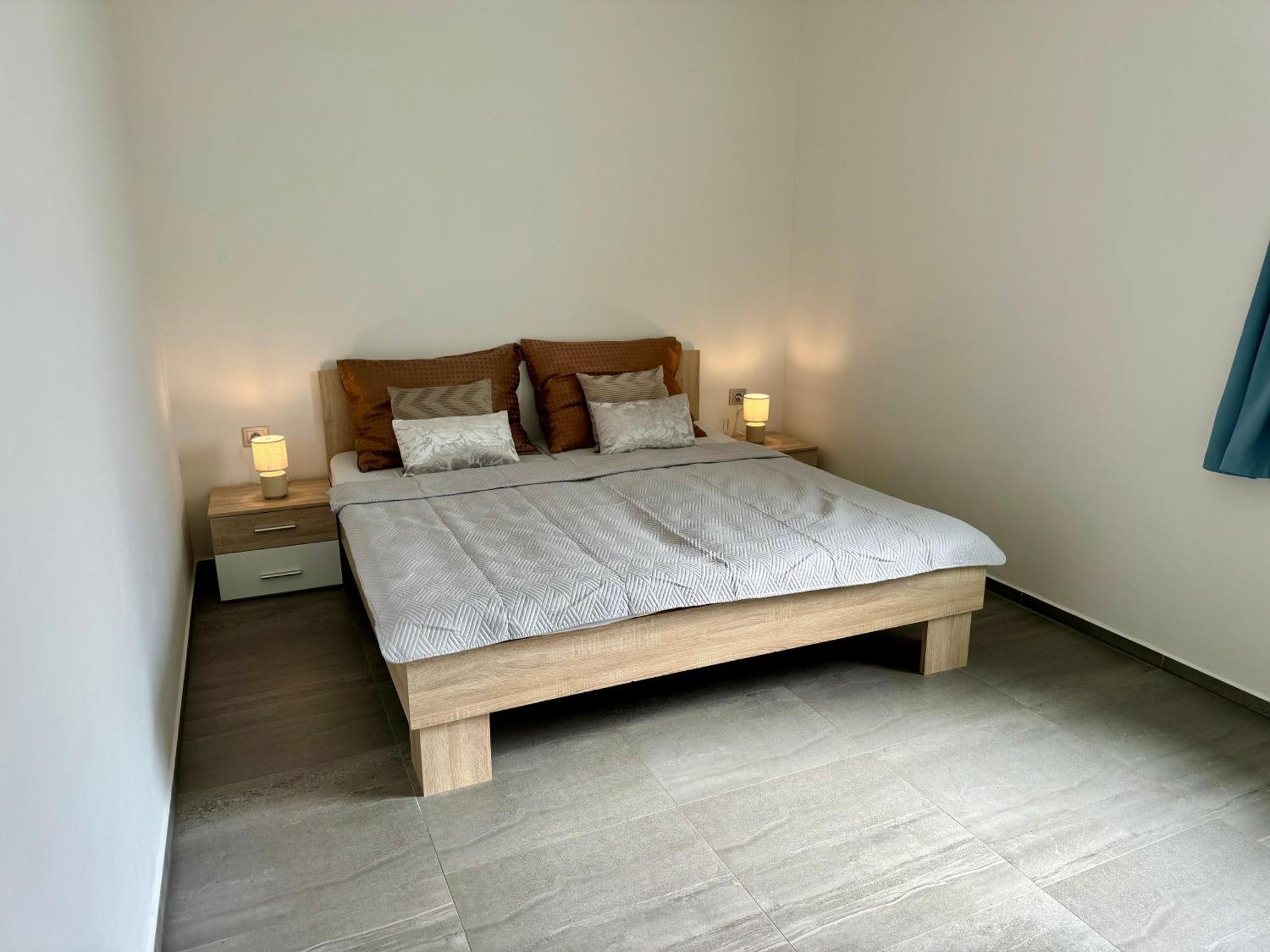 Byt Apartman 74M2 Vyhled Klid Priroda Prag Exteriör bild