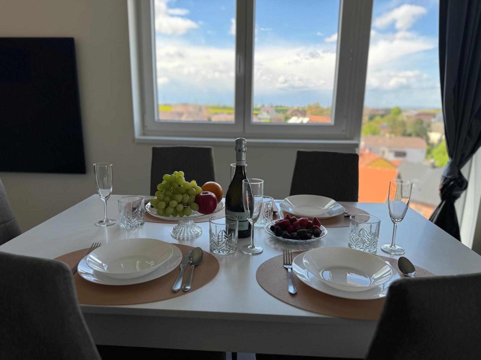 Byt Apartman 74M2 Vyhled Klid Priroda Prag Exteriör bild
